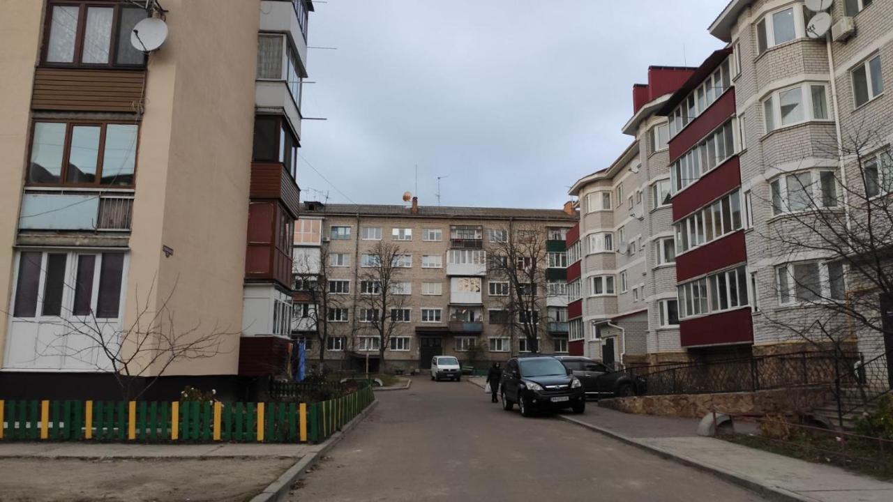 2-Х Комнатная Квартира Apartment Korosten Exterior photo